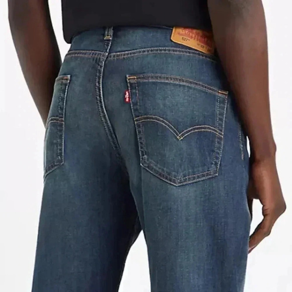 Levi’s 527 Med Wash Fading & Whiskering Mens Classic Butcut Jeans Size 36/30 - Picture 1 of 16